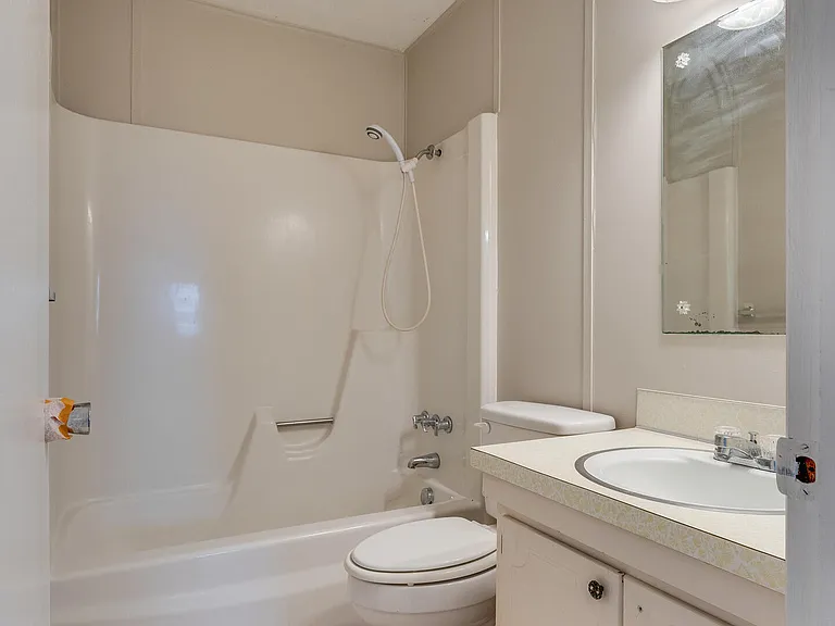 4637 Woodcliff Dr — Photo 14