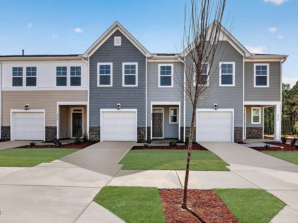 1st image of 2934 Hickory Field Dr