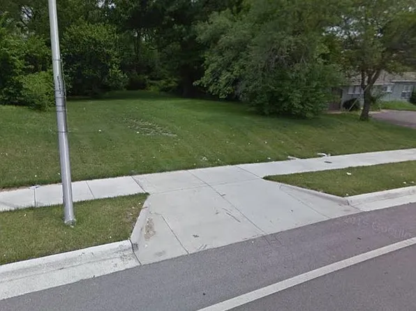 6804 Longview Rd, Kansas City, MO 64134