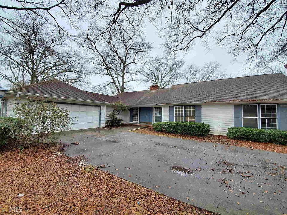 1st image of 2770 Lake Capri Dr