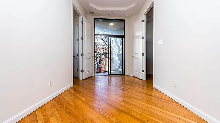 Rented by Nooklyn NYC LLC | media 21