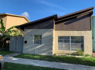 7962 SW 7th St, North Lauderdale, FL 33068