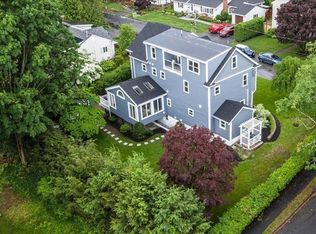 77 Hodge Rd, Arlington, MA 02474