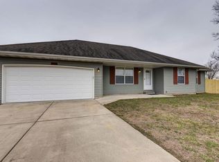 406 Sugar Tree Rd, Sparta, MO 65753