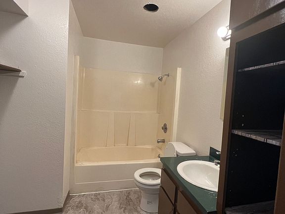 4th image of 4106-4108 S 3rd St #4106