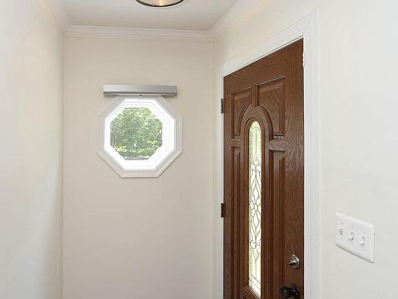 5th image of 1202 Dennis Ave