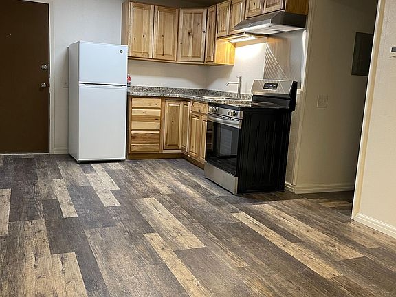 2nd image of 600 Noble St APT F