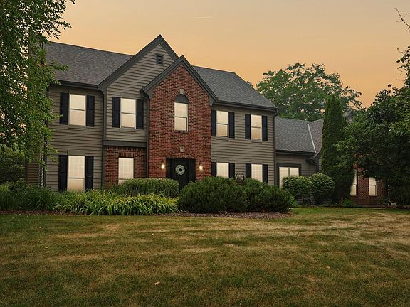 2nd image of 308 Copperfield DRIVE