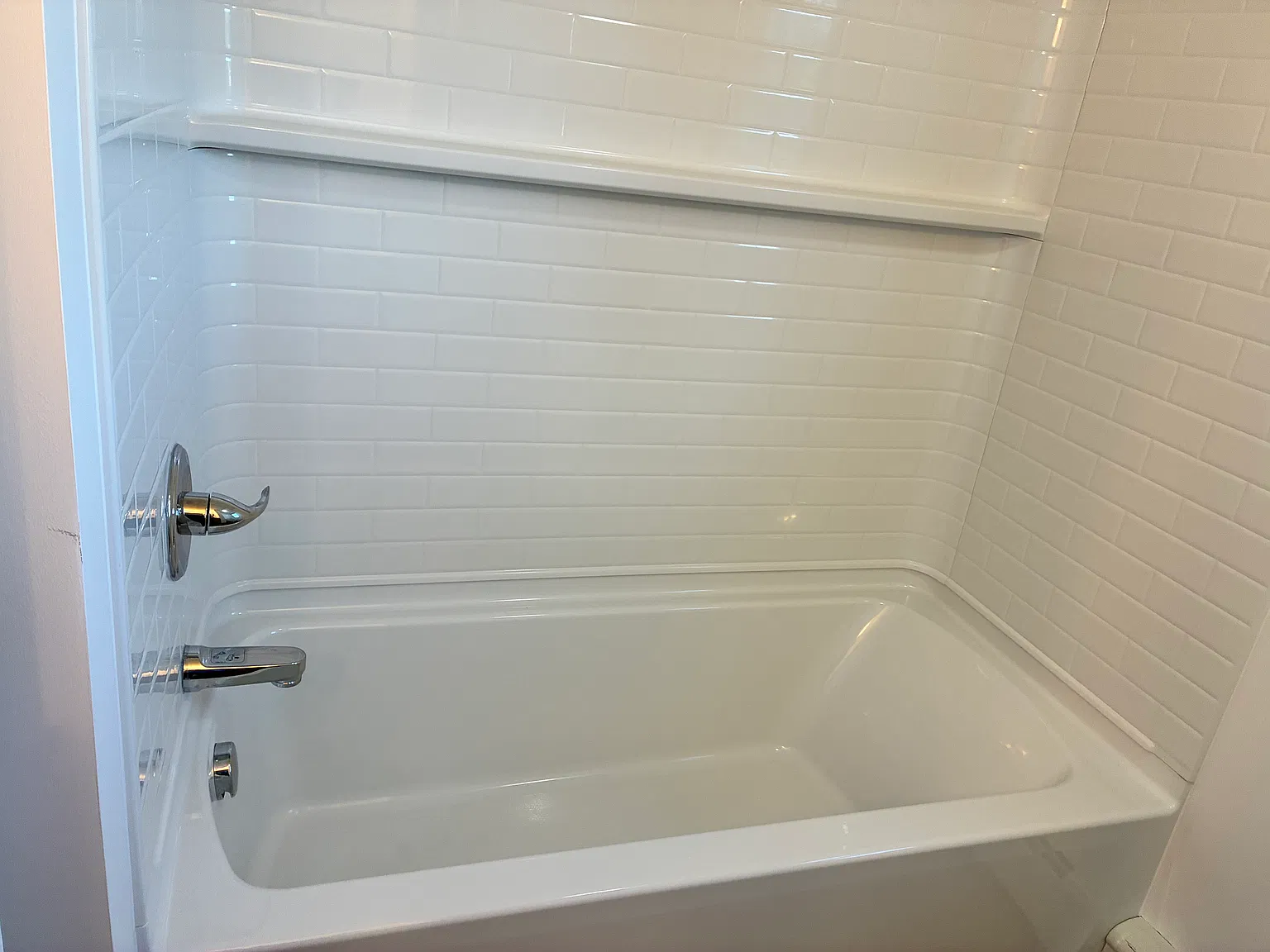 1 bed, $1,600 — Photo 3