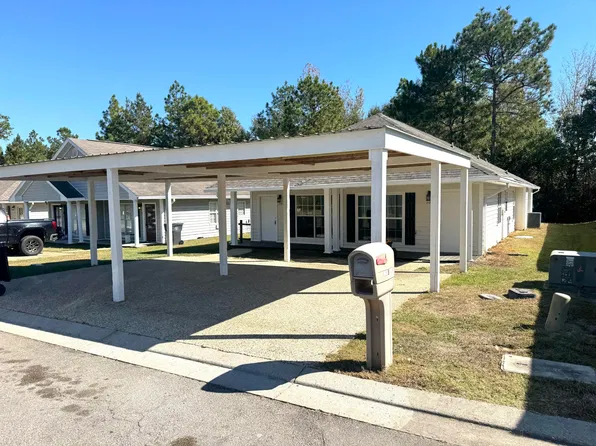 212 Hawthorne Dr, Hattiesburg, MS 39402