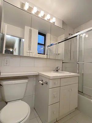 Rented by Oxford Property Group | media 9