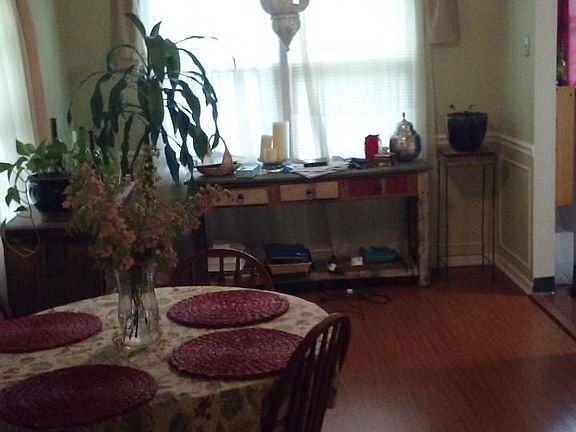 2nd image of 43 Grandview Dr