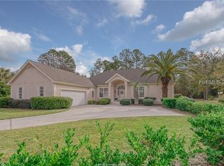 8 Caladium Ct, Hilton Head Island, SC 29926