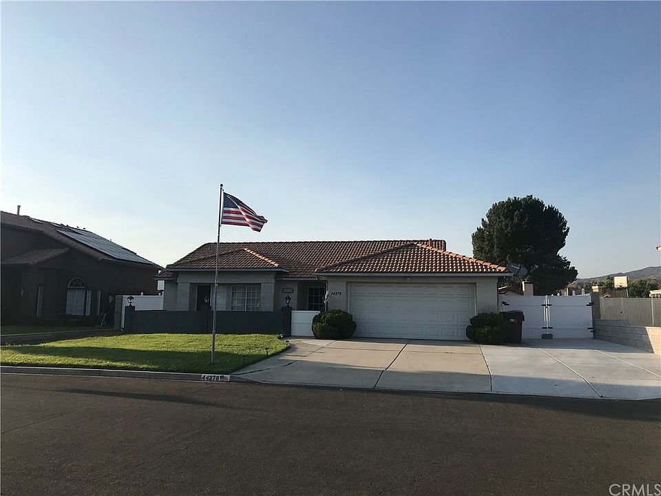 1st image of 44278 Meadow Grove St