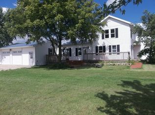 6074 S Center Rd, Rochelle, IL 61068