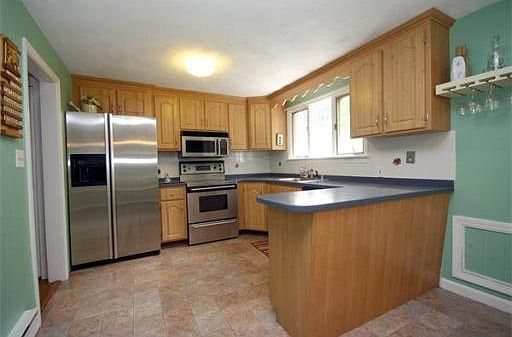 5th image of 52 Queensboro Ct