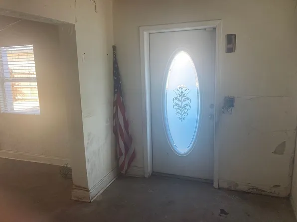 5525 Pinetree Ave, Panama City Beach, FL 32408