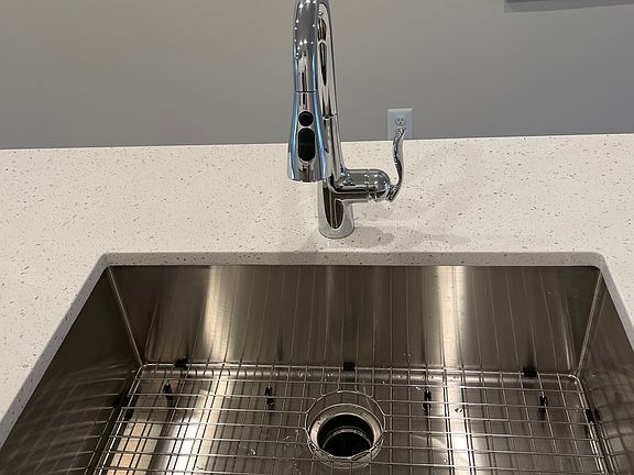 5th image of 1217 Rockwell Ave