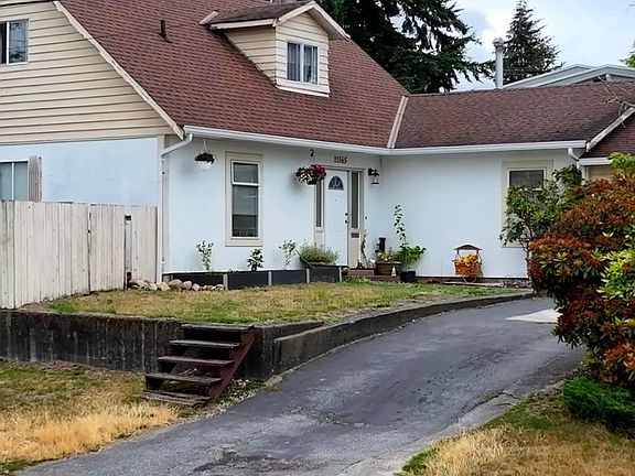 3rd image of 11565 77a Ave
