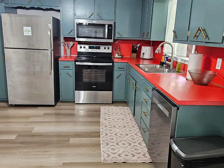 3010 S 46th Ave — Photo 12
