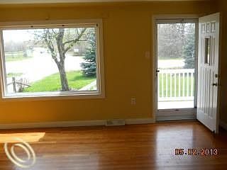 4th image of 20908 Huron River Dr