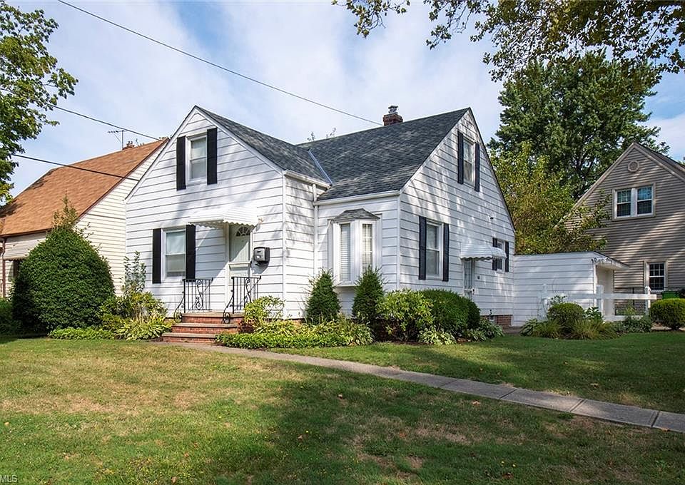 1st image of 162 Eastbrook Dr