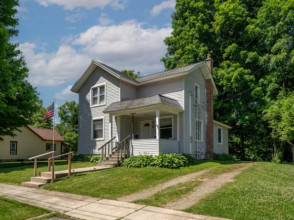 210 S Concord St, Concord, MI 49237