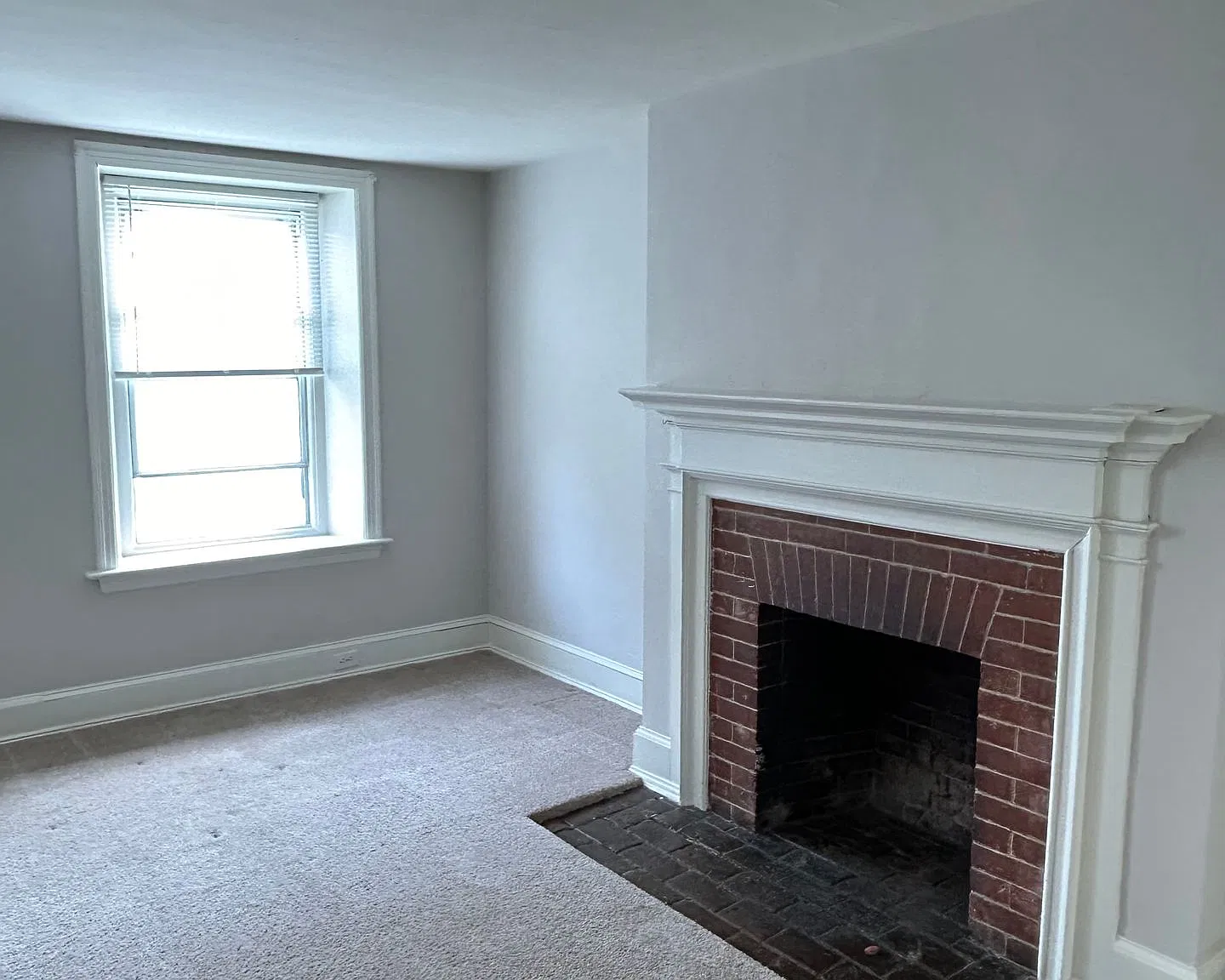 Manor House Apartments — Photo 4