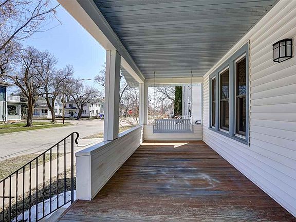 Enjoy the Summer Breeze