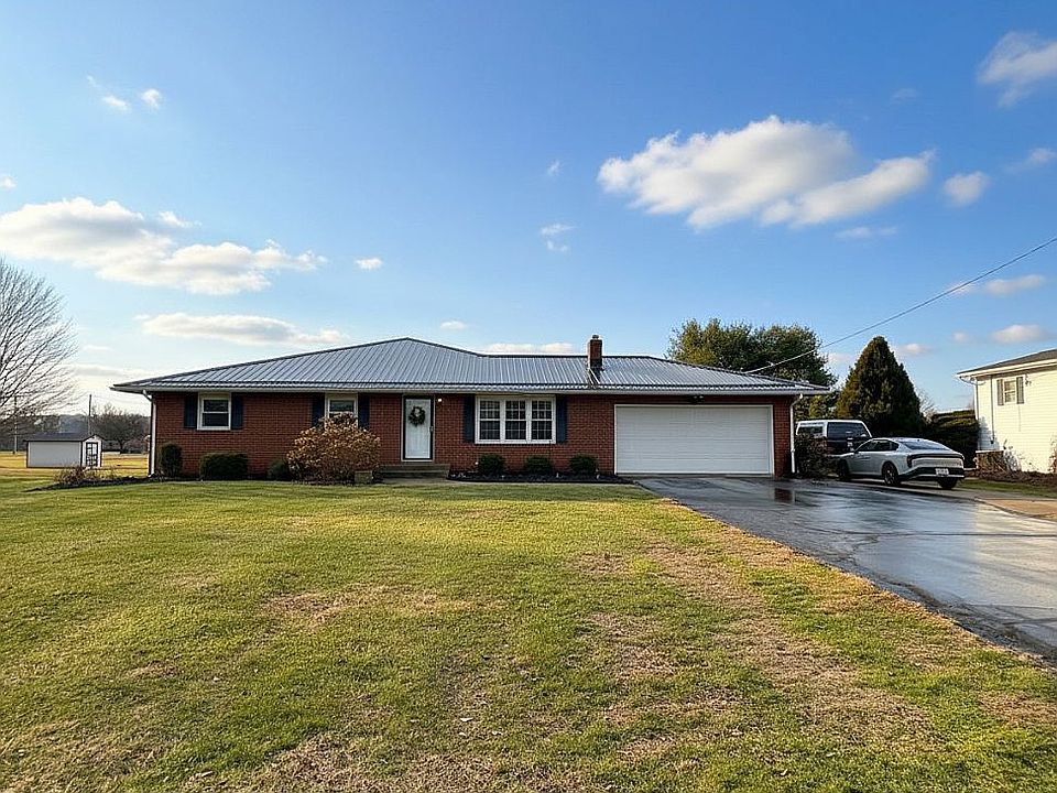 1st image of 153 Valley Dr NE