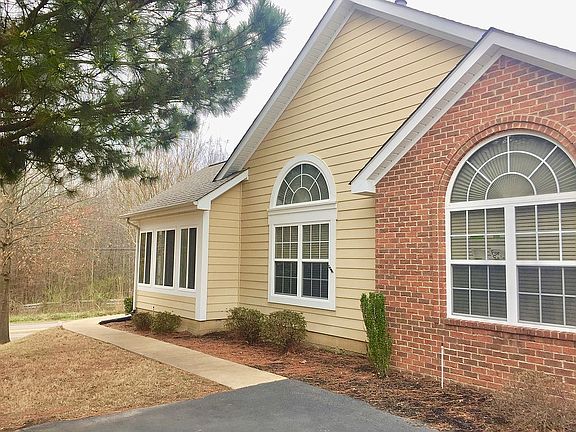 3rd image of 1837 Appling Oaks Cir