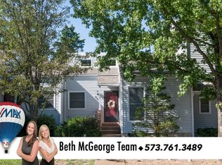 643 Hiddenwood Ct, Jefferson City, MO 65109