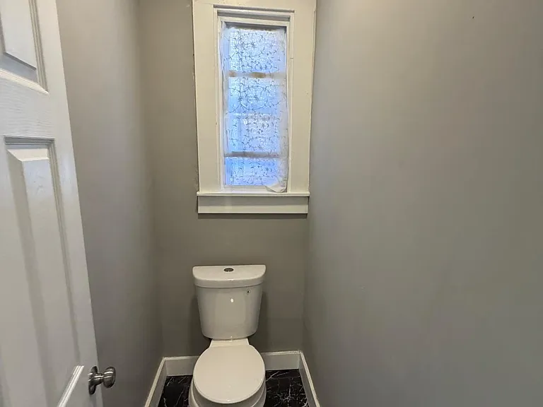 845 S 19th St #3R — Photo 6