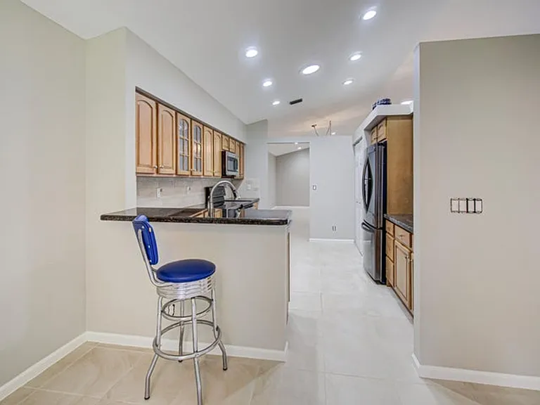 7774 Stirling Bridge Blvd S — Photo 3