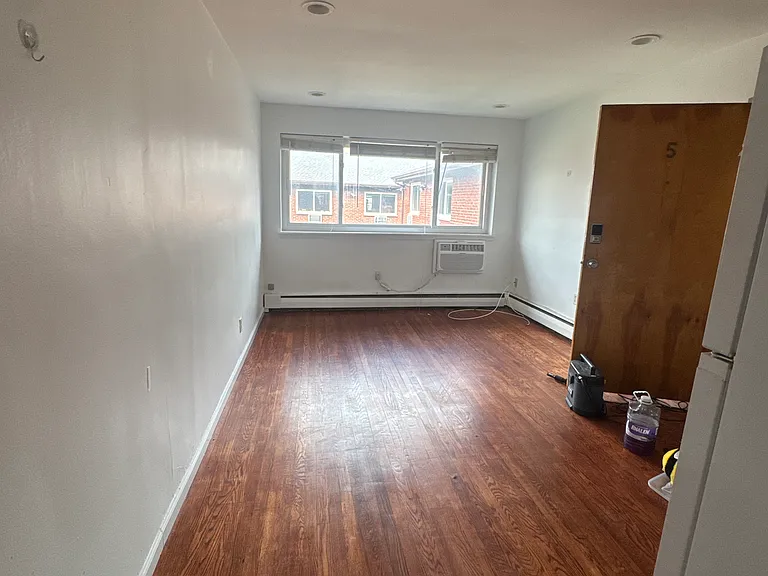 378 Valley St #B5 — Photo 3