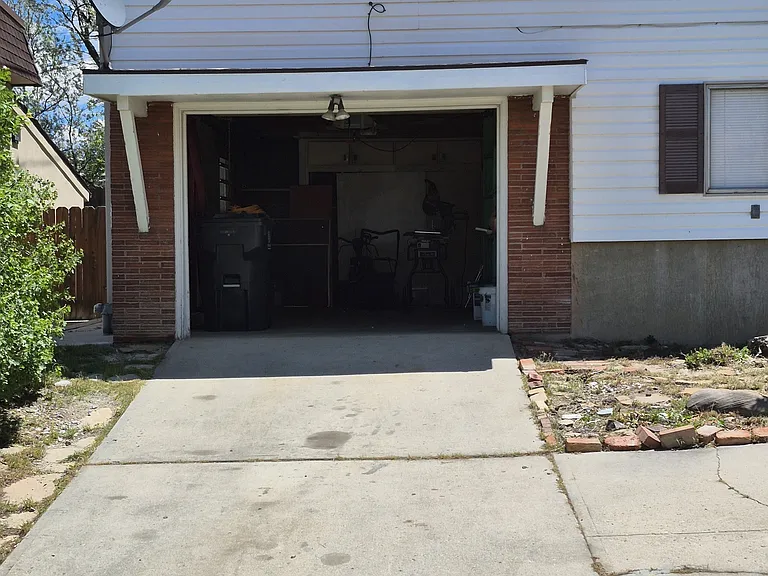 1318 Virginia St — Photo 24