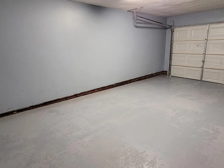 1066 Quail Meadow Dr — Photo 13