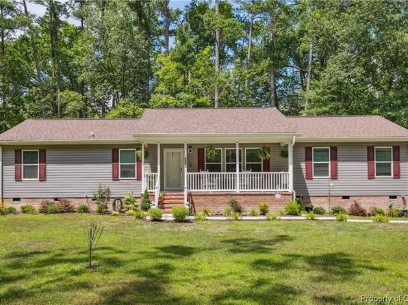 4593 Pleasant Colony Ln, Hayes, VA 23072