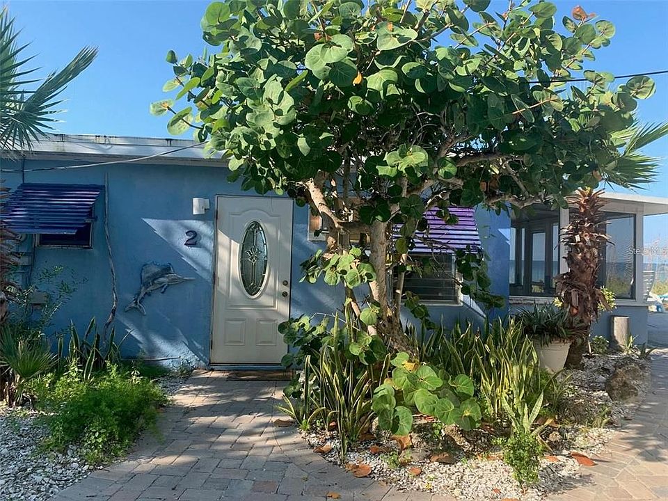 1st image of 40 Beachcomber Ln #2