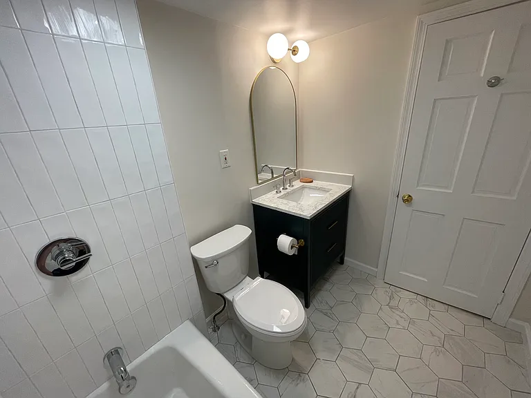 137 Peterborough St #34 — Photo 6