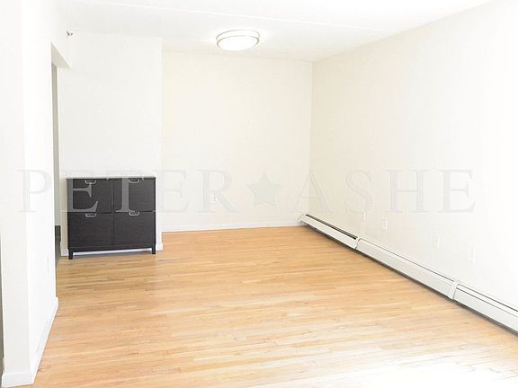 3rd image of 138 E 112th St APT 3F