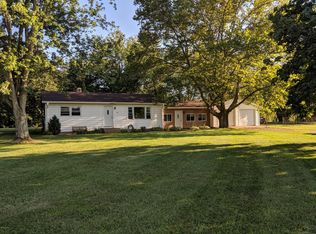 2715 W Airport Rd, Hastings, MI 49058