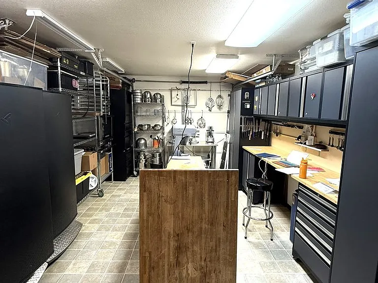 969 Vintage Way — Photo 18