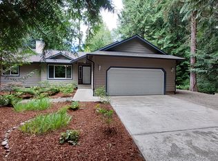 33 Barque Ln, Port Ludlow, WA 98365