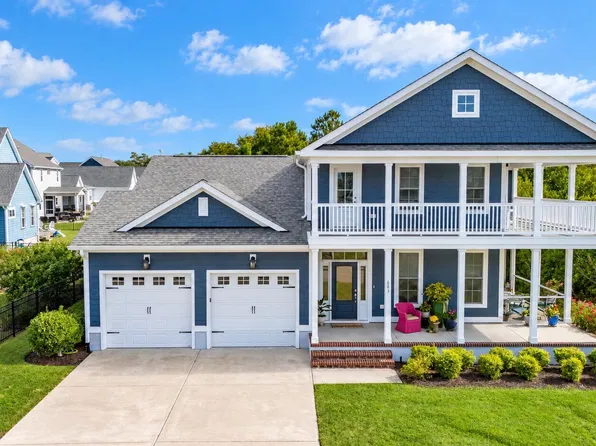 603 Trawler Place, Newport, NC 28570