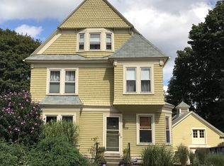 208 May St, Worcester, MA 01602