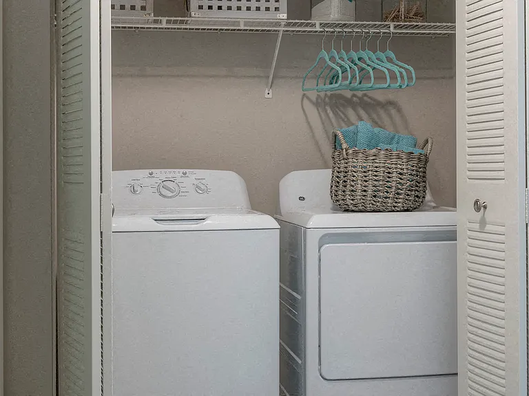 The Woodlands Apartments — Photo 11