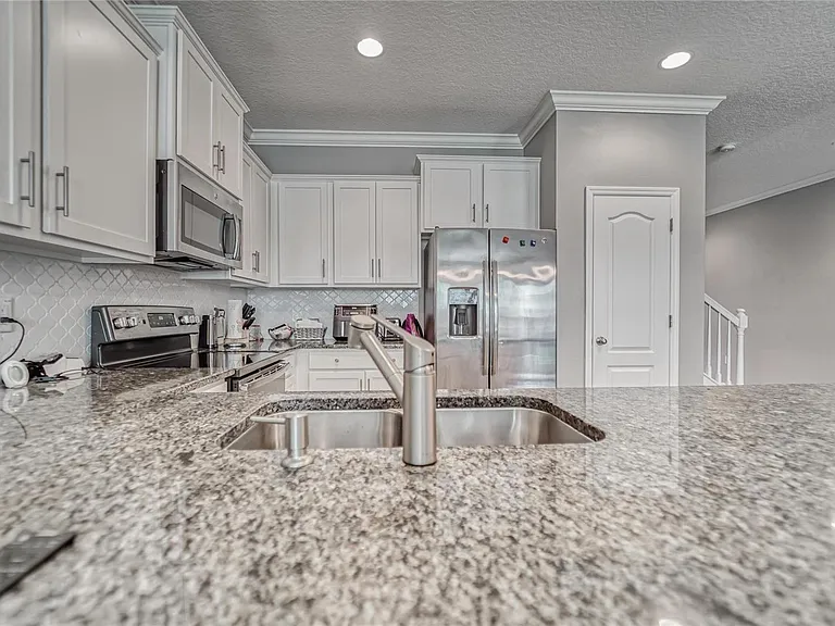 3903 Silverlake Way #1 — Photo 31