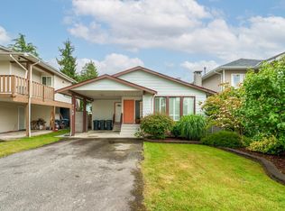 3162 Oxford St, Pt Coquitlam, BC V3B 4C5