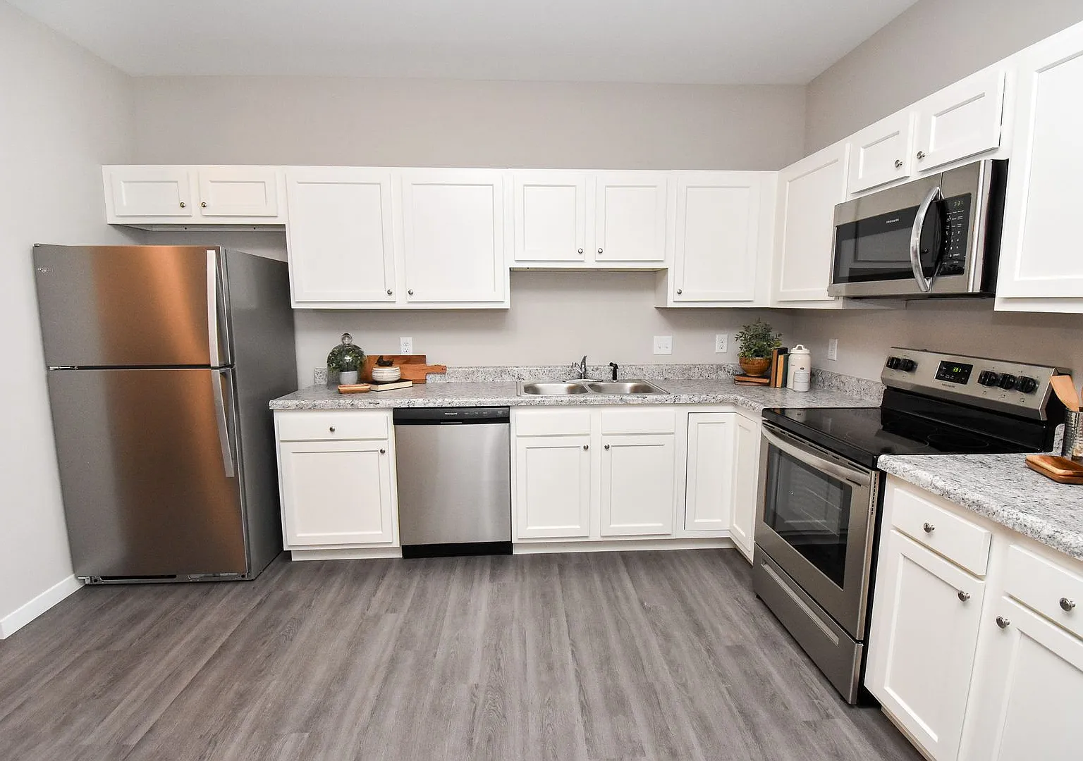 Cypress Ridge Apartments — Photo 3